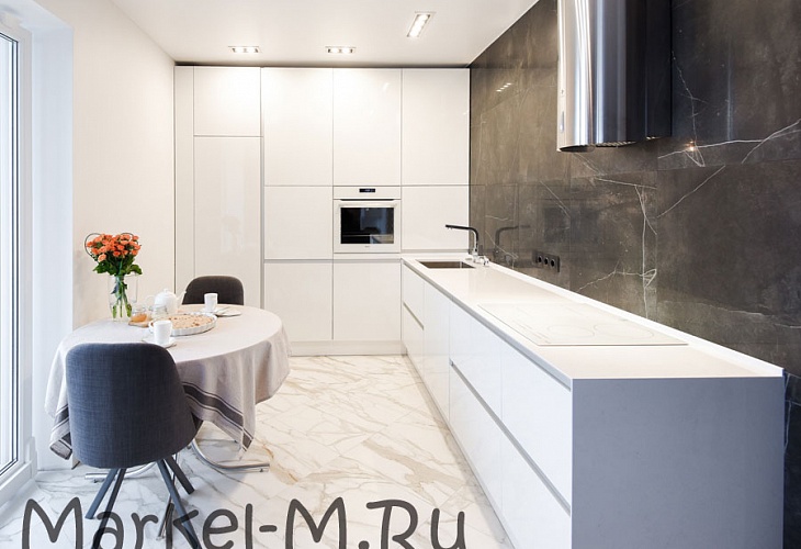 Фотография кухонного гарнитура белый глянец по индивидуальным размерам